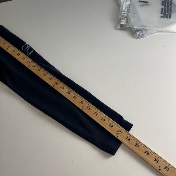 FootJoy FJ SOlid Black Performance Full Zip Golf Pullover Jacket Womens Medium - Picture 6 of 8